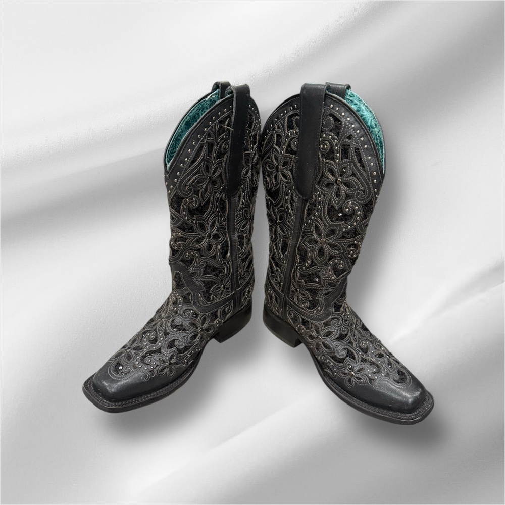 Elegant Black Embroidered Corral Boots